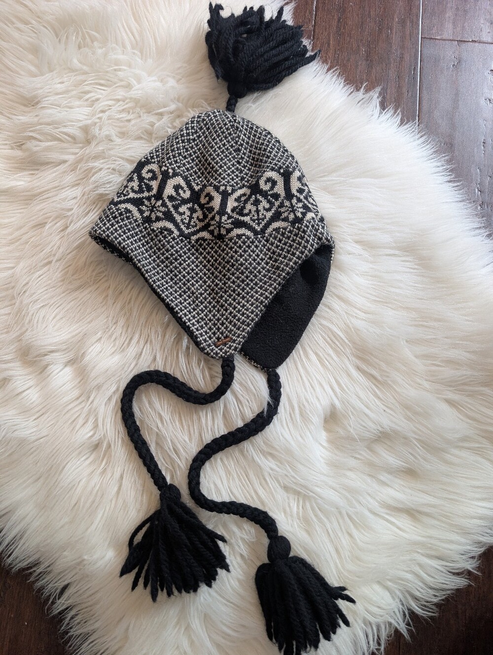 Free People Ear Flap Trapper Hat Cap Beanie Black Gray Winter Snow Ski Toque